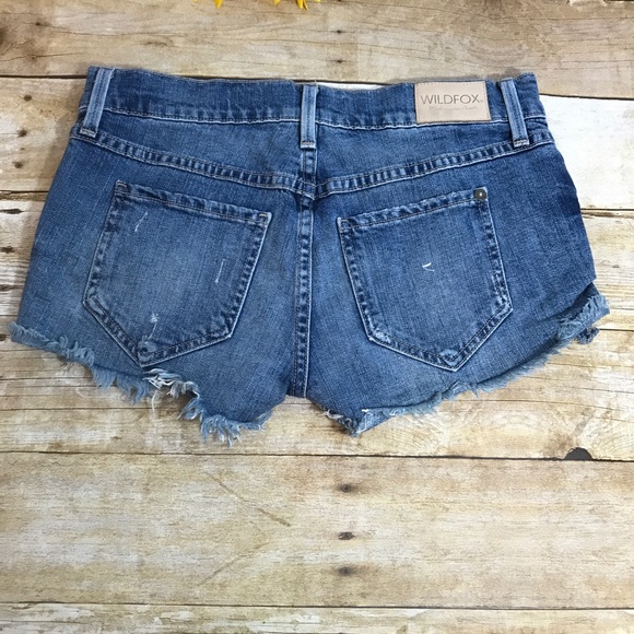 Cut off shorts by Wildfox Ruby Mid-Rise Size 25 - Picture 5 of 6